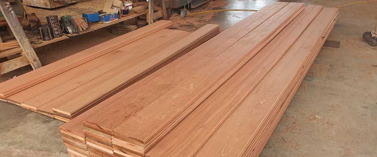 MERANTI TIMBER